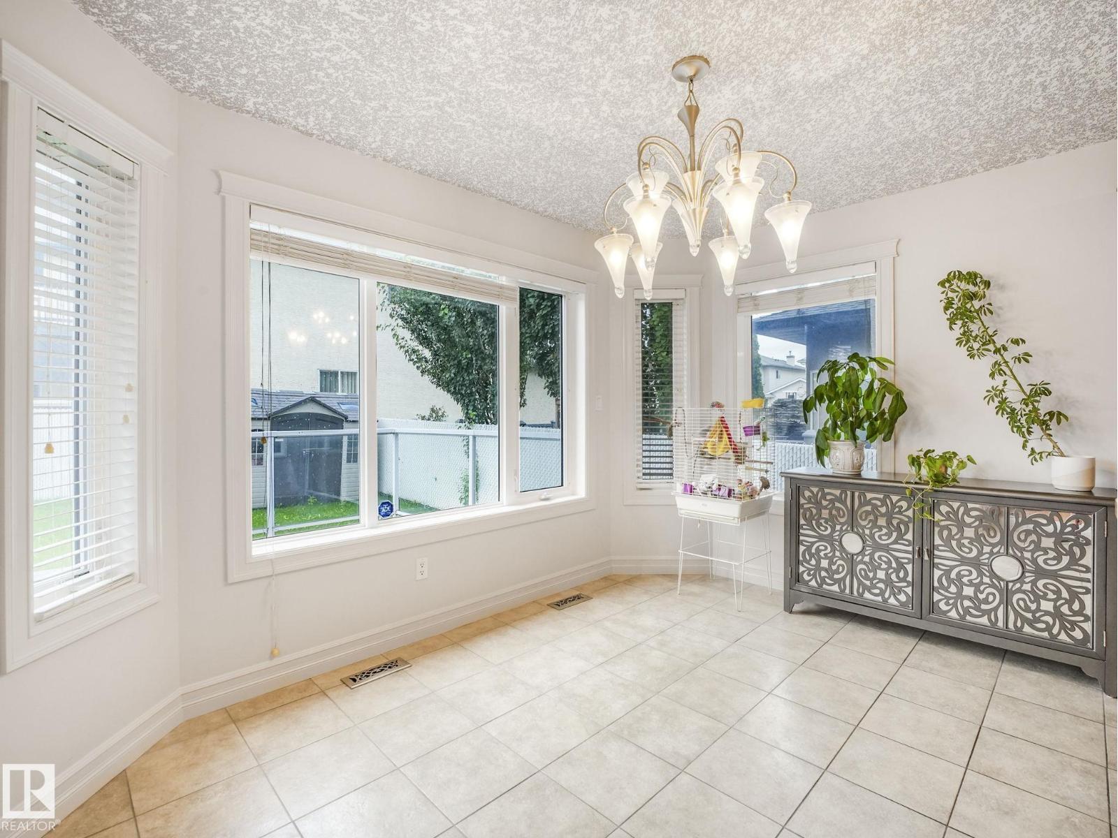 Photo 30 of 16409 65 St Nw, Edmonton AB