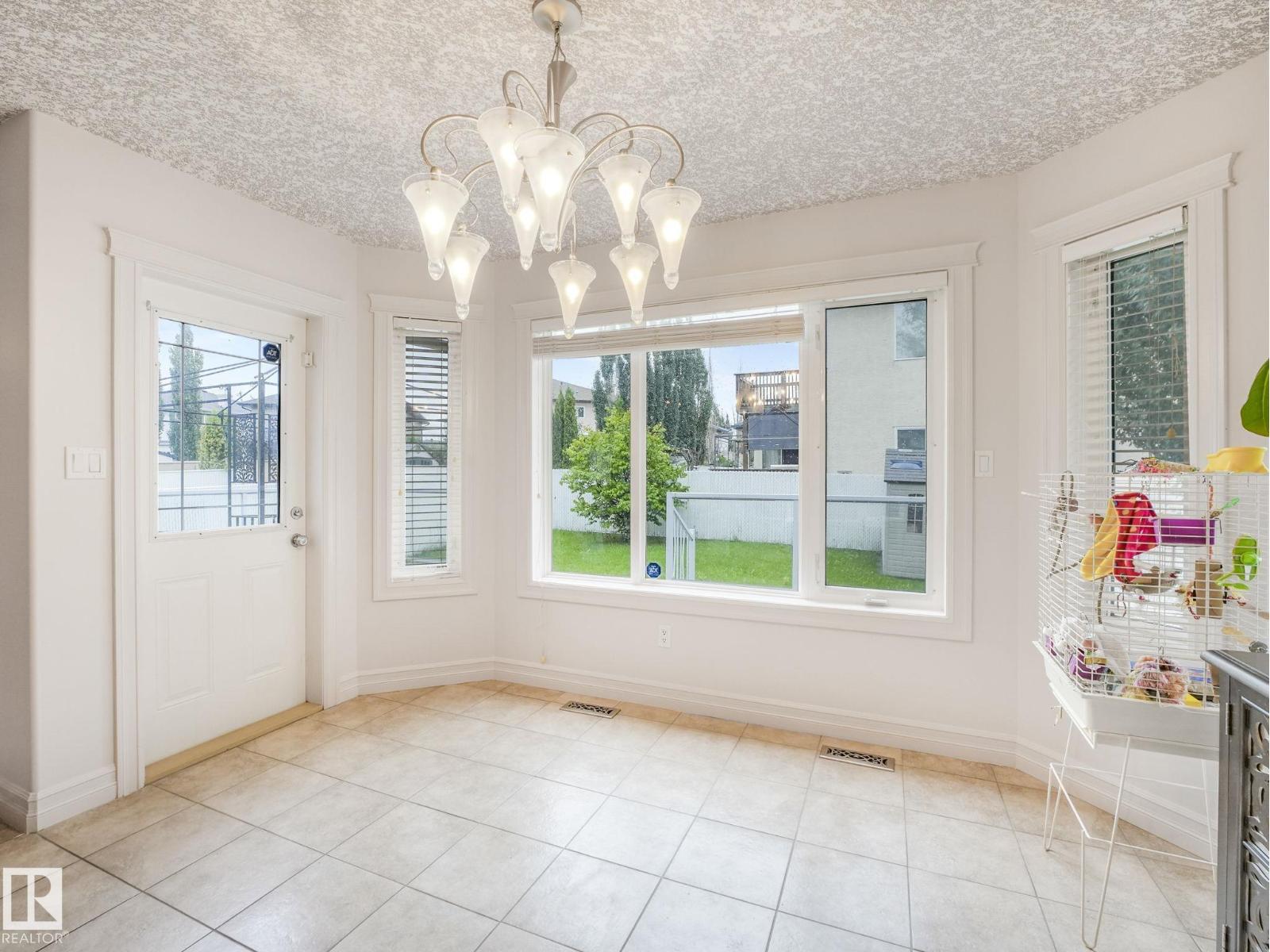 Photo 31 of 16409 65 St Nw, Edmonton AB