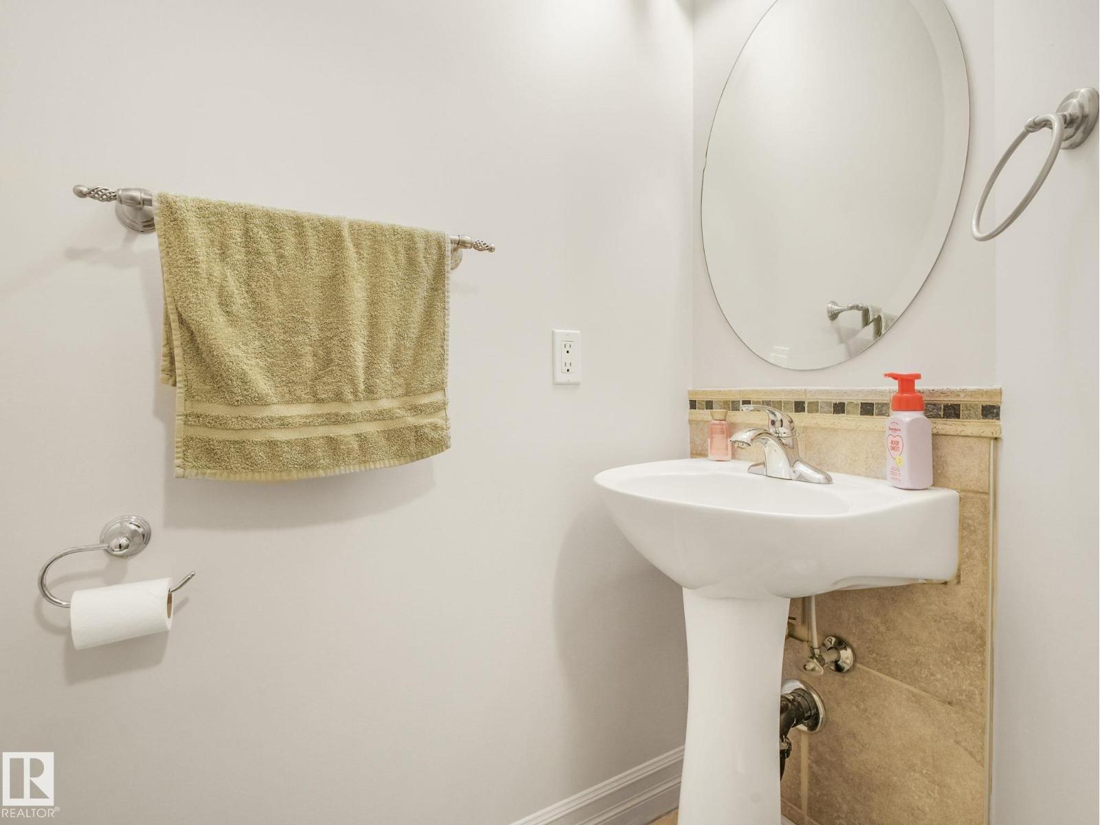 Photo 36 of 16409 65 St Nw, Edmonton AB