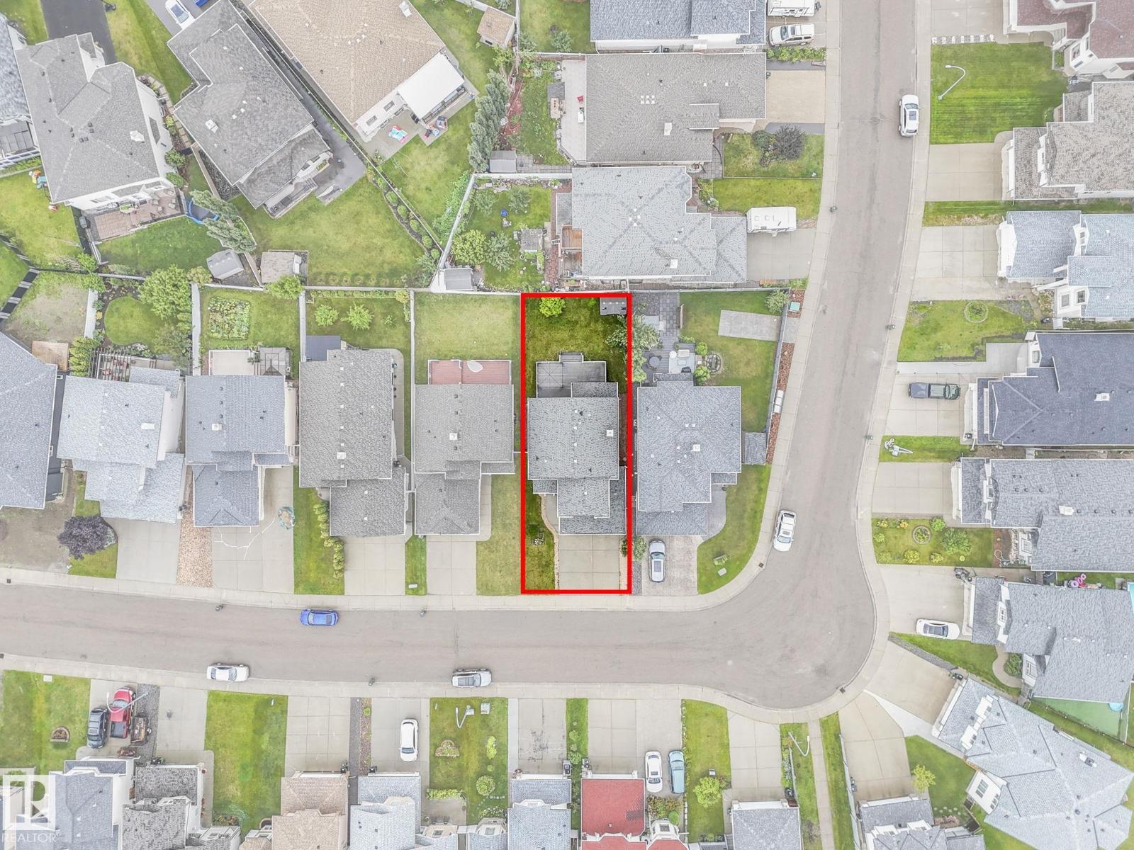 Photo 6 of 16409 65 St Nw, Edmonton AB