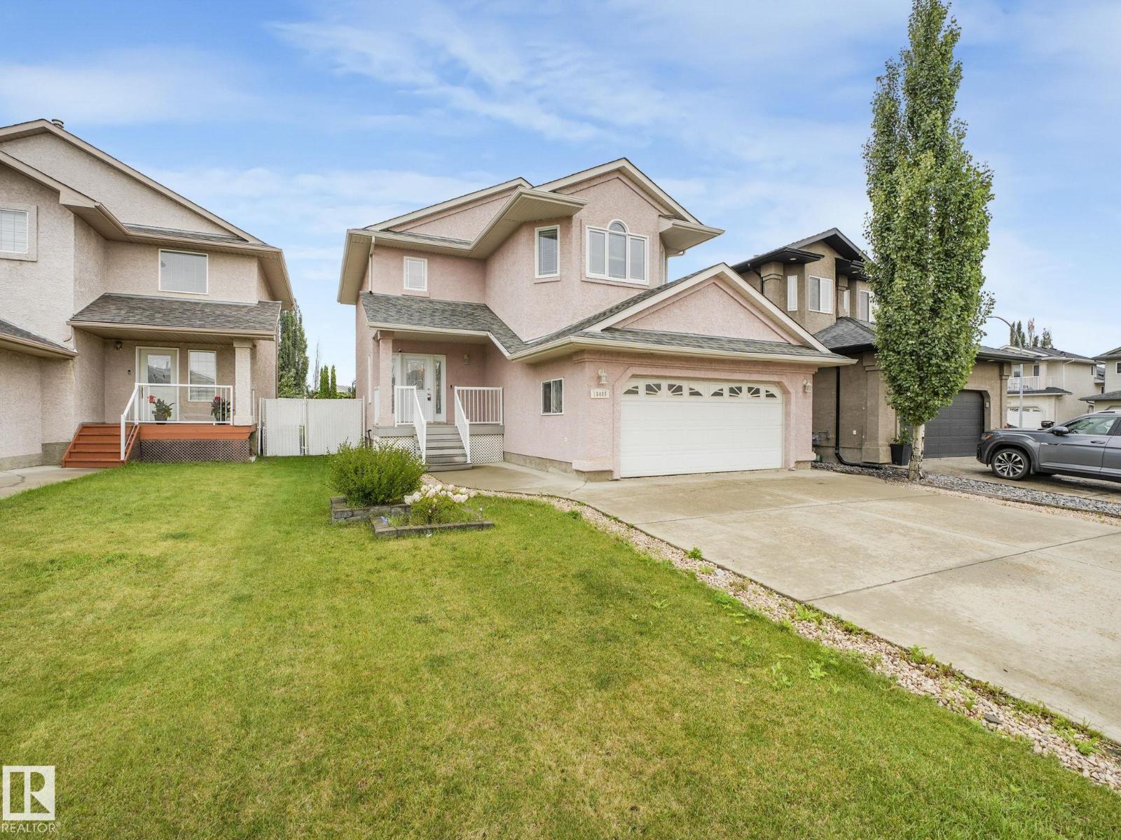 Photo 7 of 16409 65 St Nw, Edmonton AB
