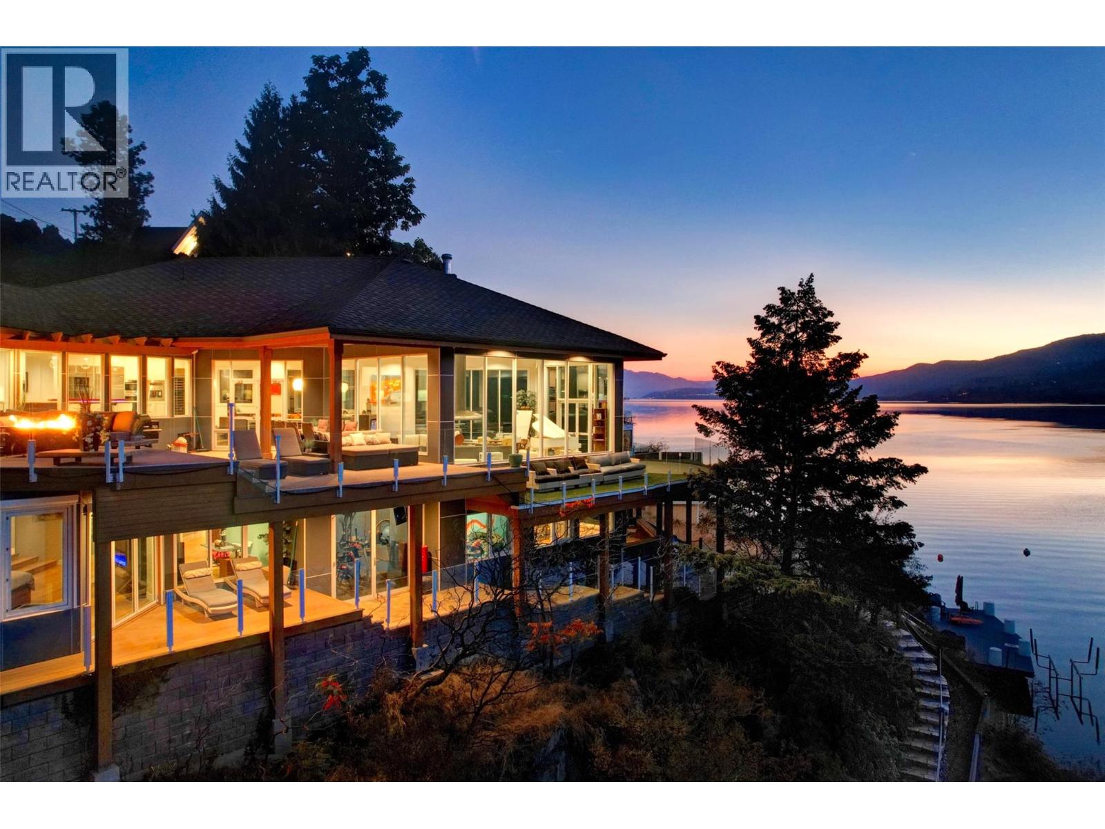  2100 Dewdney Road, Kelowna