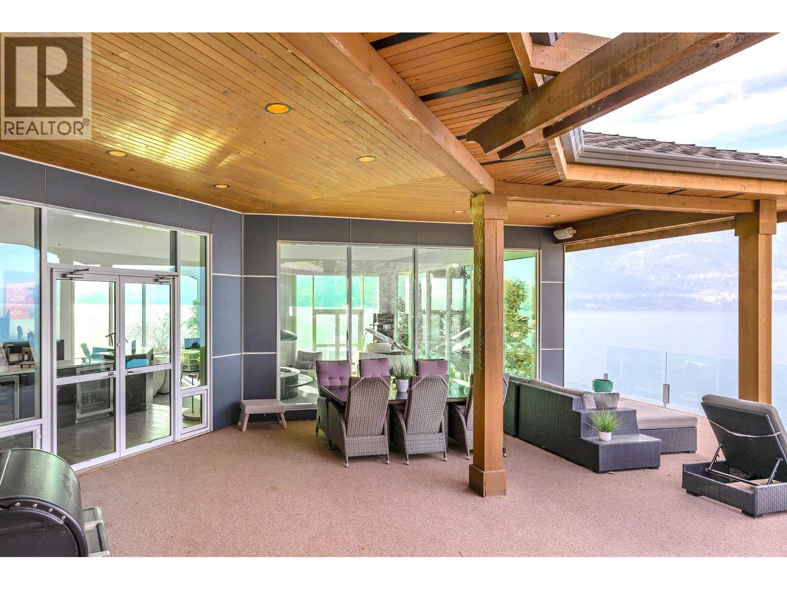  2100 Dewdney Road, Kelowna