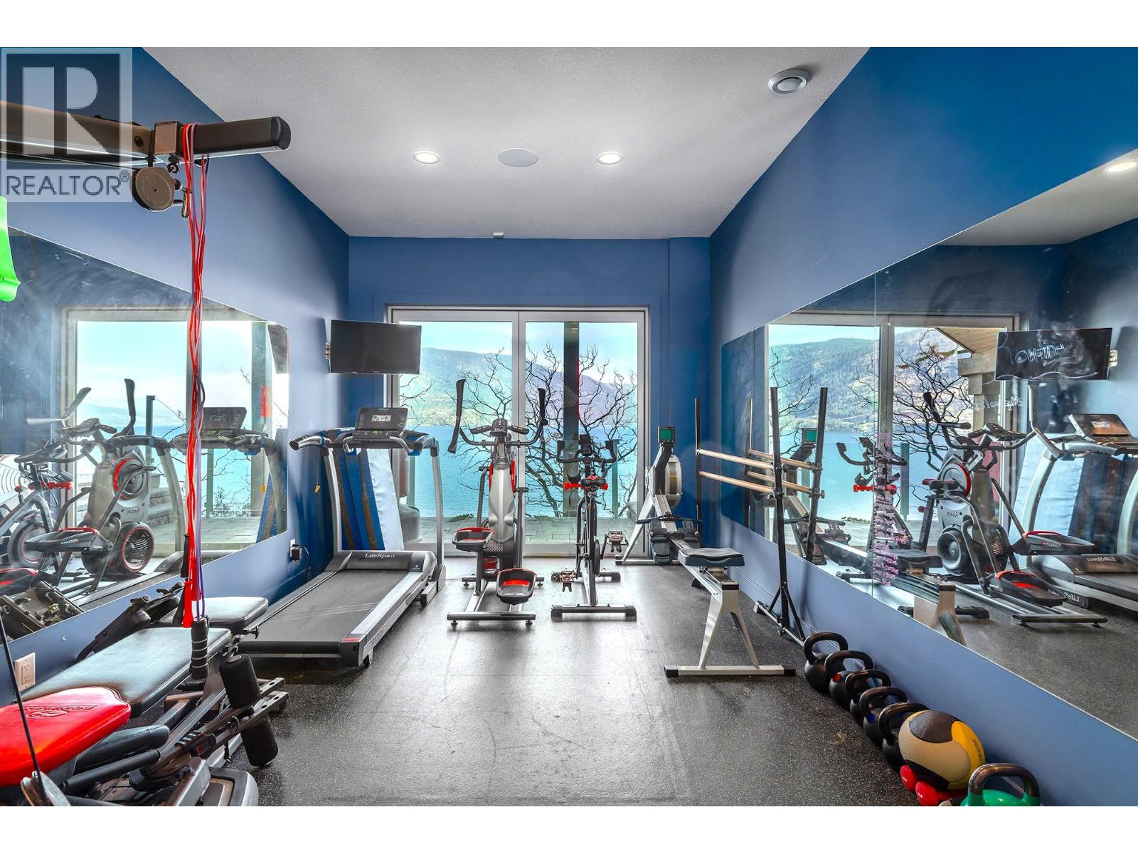  2100 Dewdney Road, Kelowna