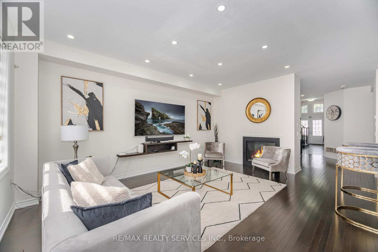 Photo 10 of 97 Fawnridge Road, Caledon ON