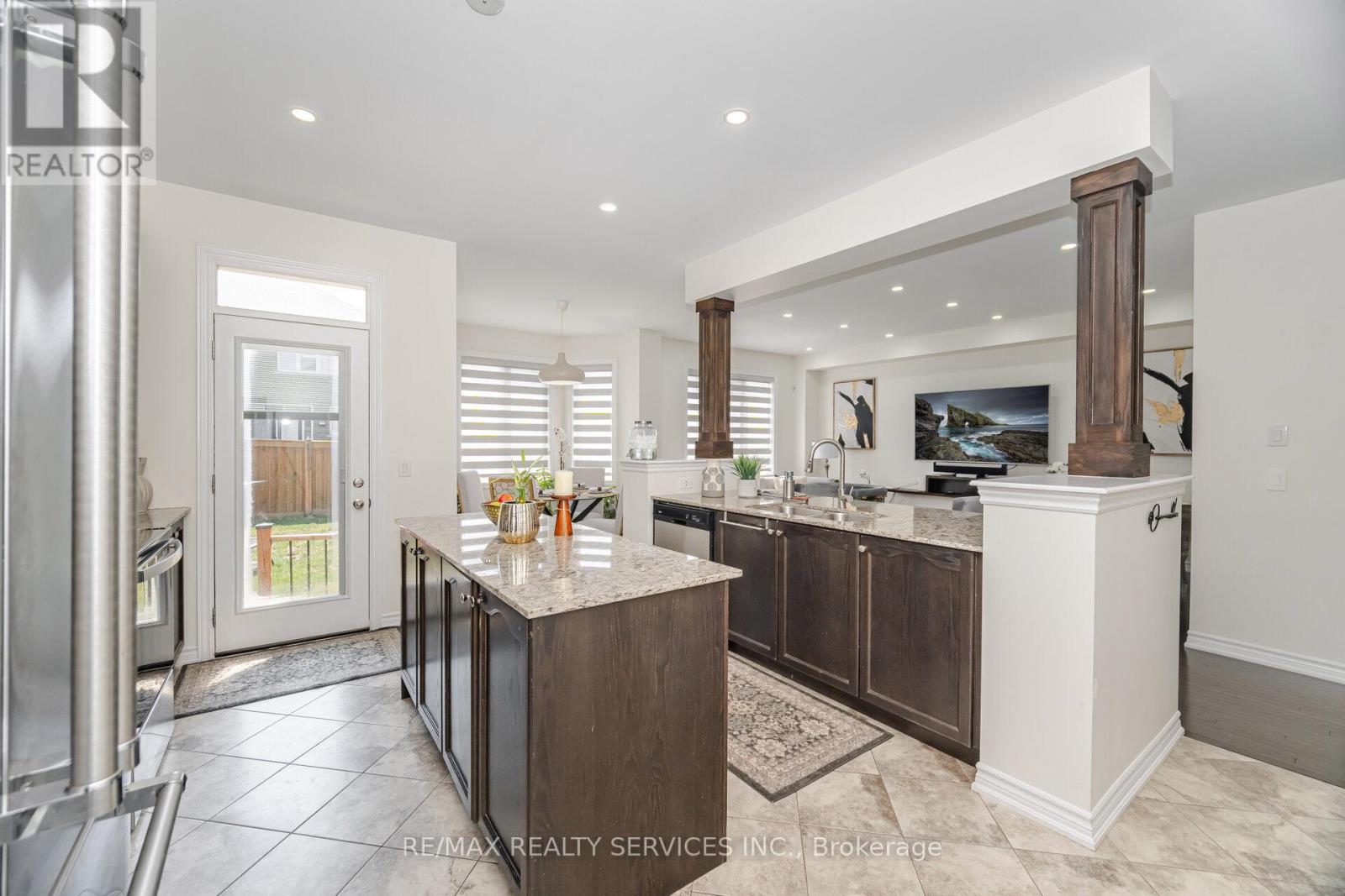 Photo 16 of 97 Fawnridge Road, Caledon ON