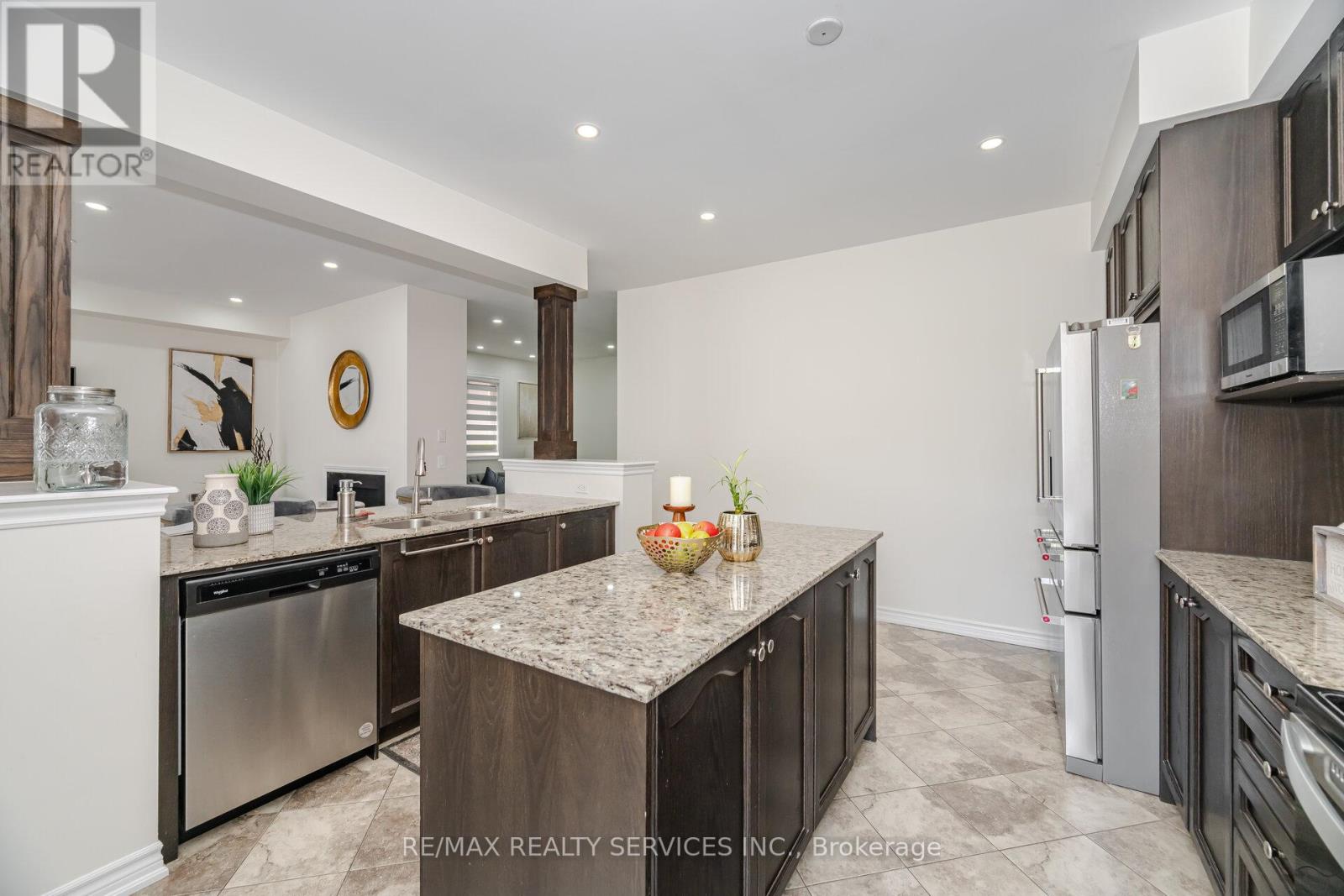 Photo 19 of 97 Fawnridge Road, Caledon ON