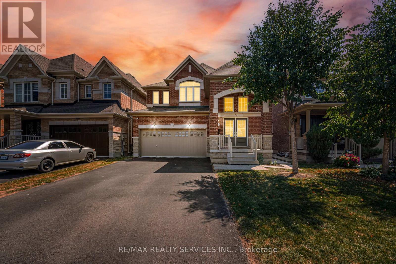 Photo 2 of 97 Fawnridge Road, Caledon ON