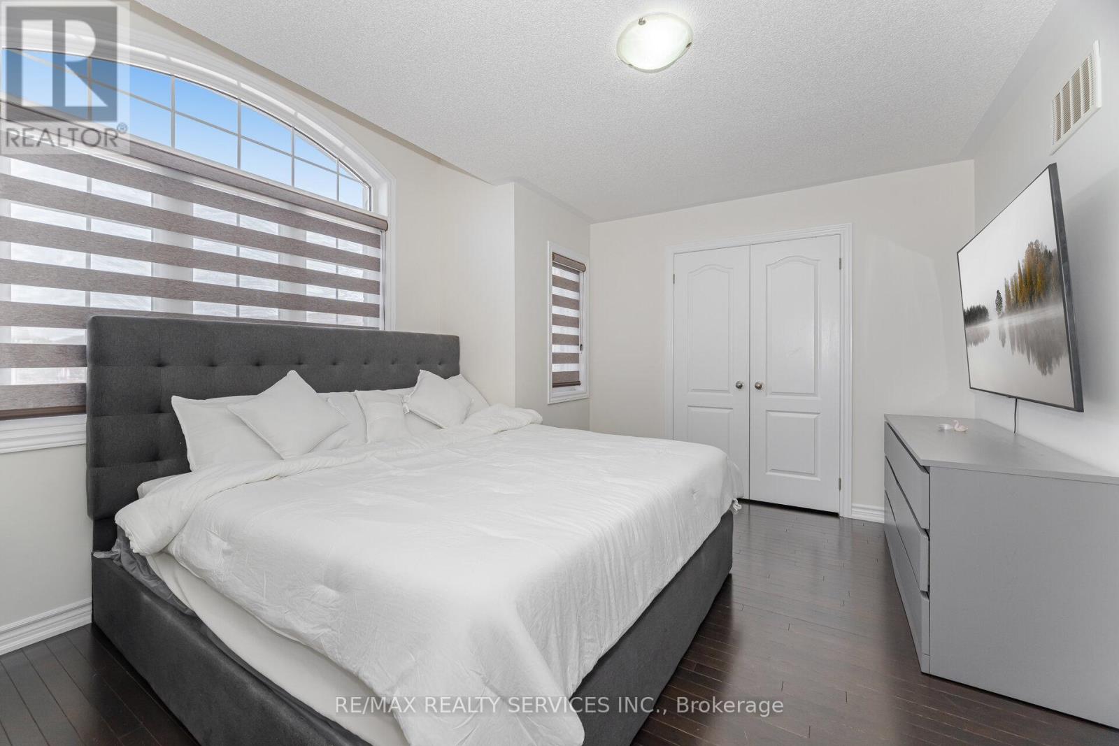 Photo 31 of 97 Fawnridge Road, Caledon ON