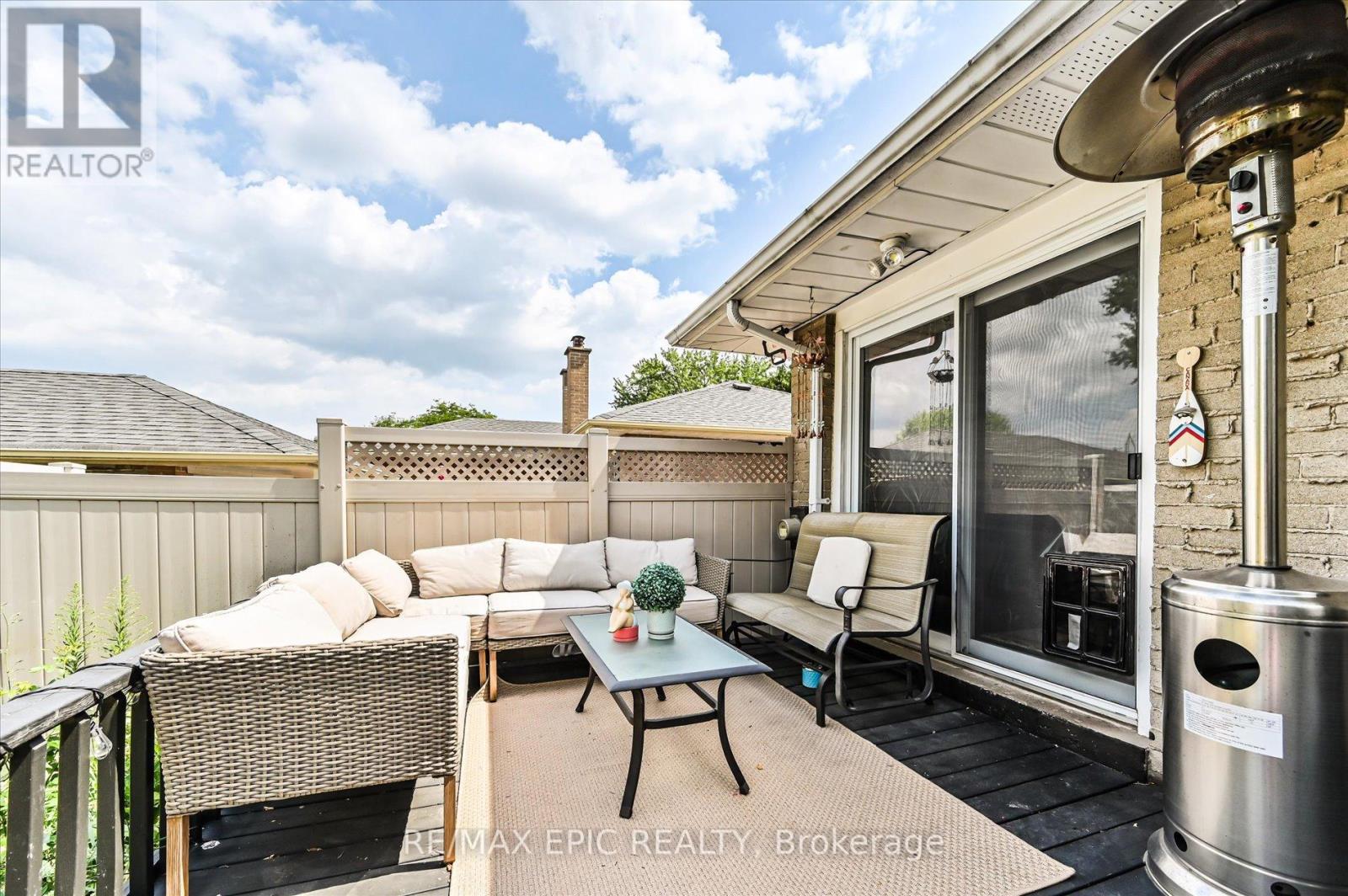 Photo 16 of Main 2683 Truscott Drive, Mississauga ON