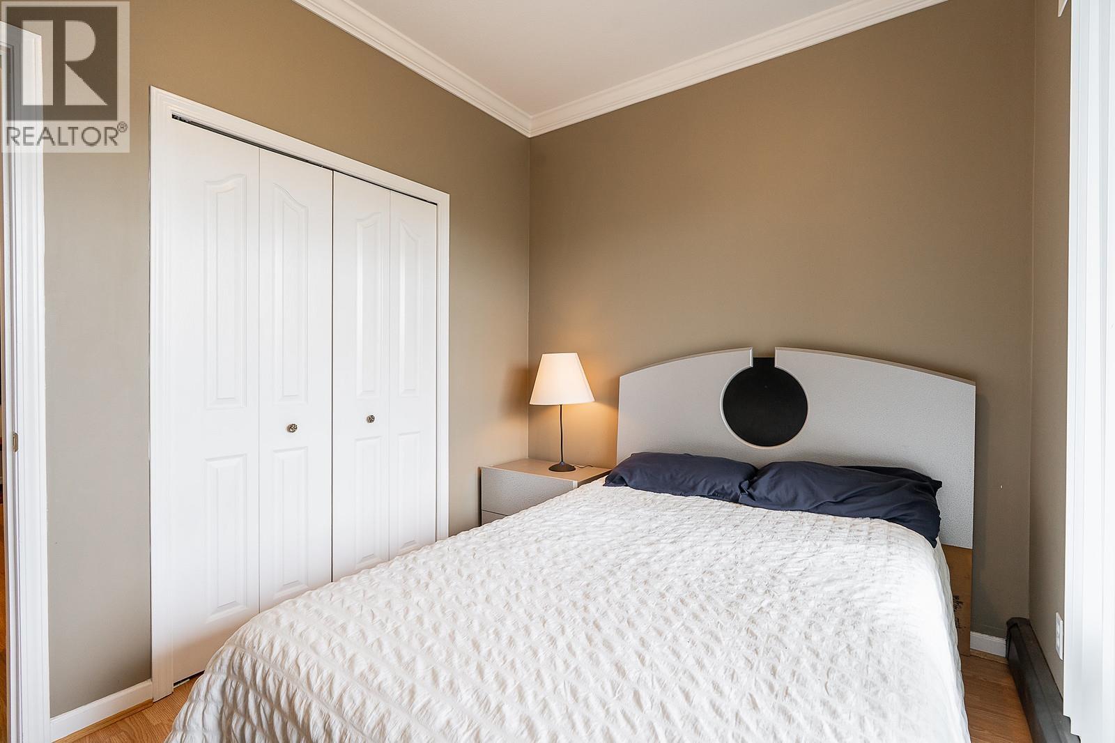 Photo 12 of 306 6688 Burlington Avenue, Burnaby BC
