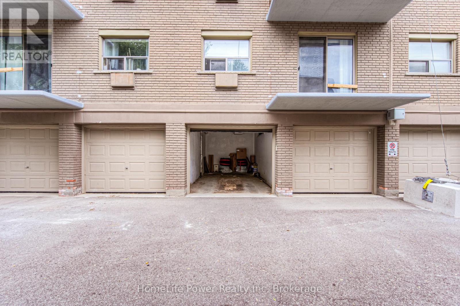 Photo 27 of 501 283 Fairway Road N, Kitchener ON