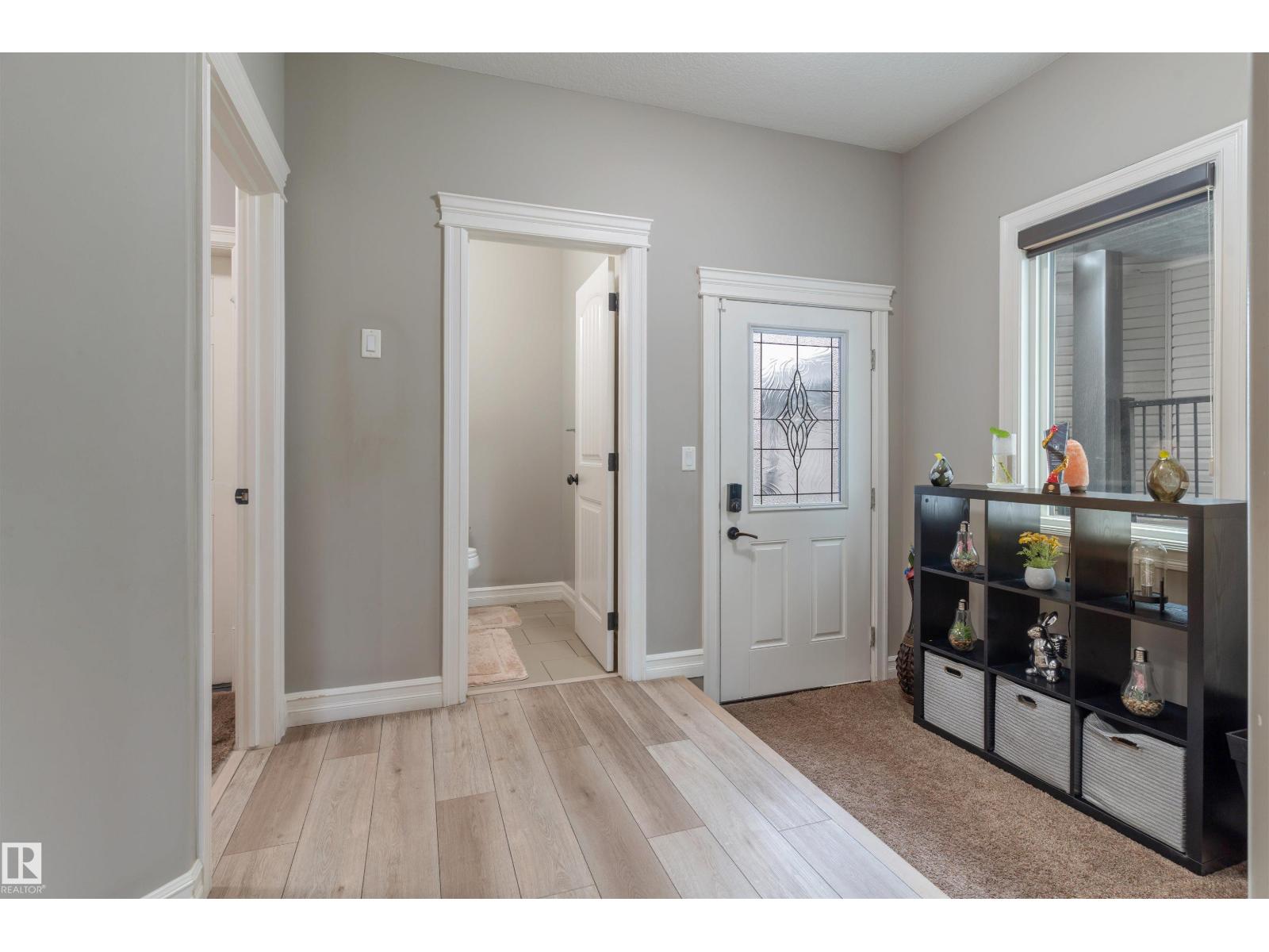 Photo 10 of 1128 33 A St Nw, Edmonton AB