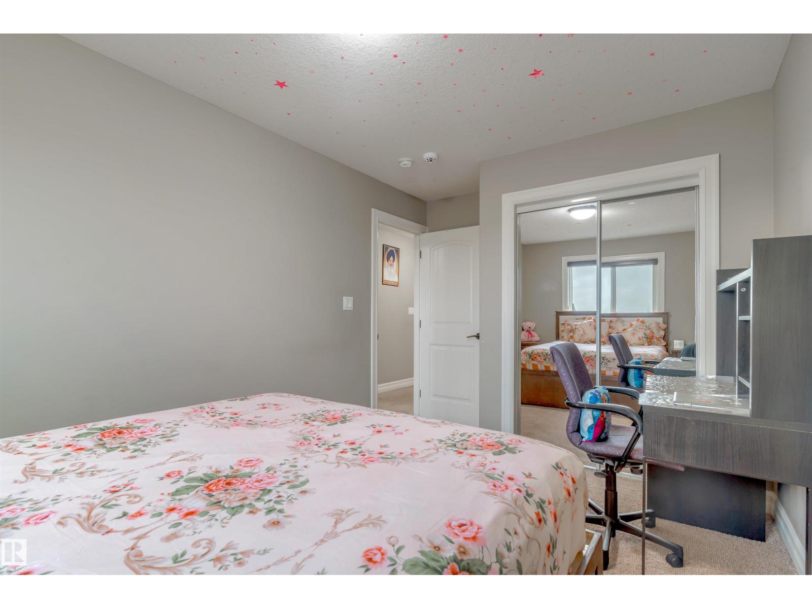 Photo 24 of 1128 33 A St Nw, Edmonton AB