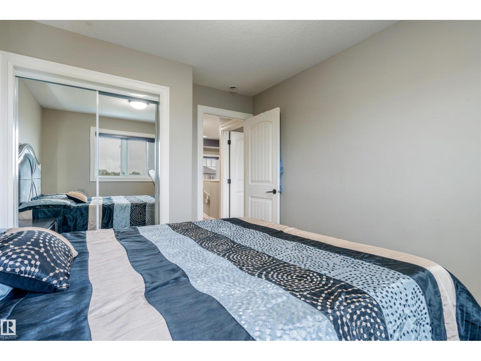 Photo 26 of 1128 33 A St Nw, Edmonton AB