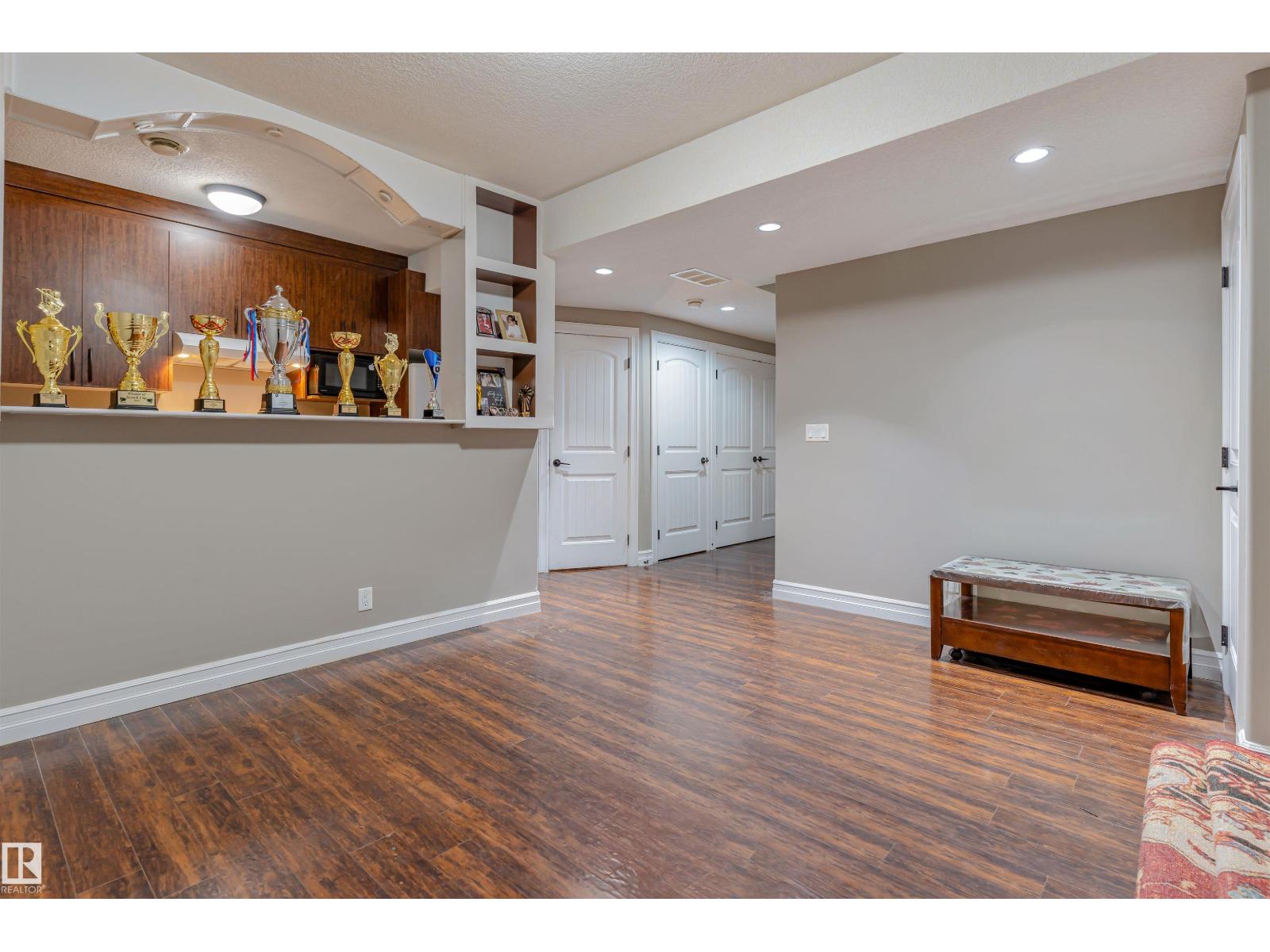 Photo 28 of 1128 33 A St Nw, Edmonton AB