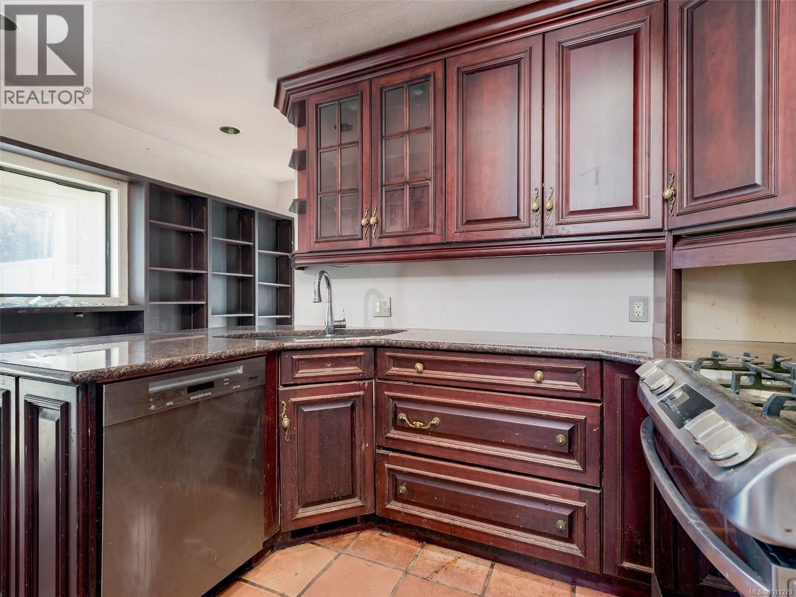 2707 FOUL BAY RD - 6