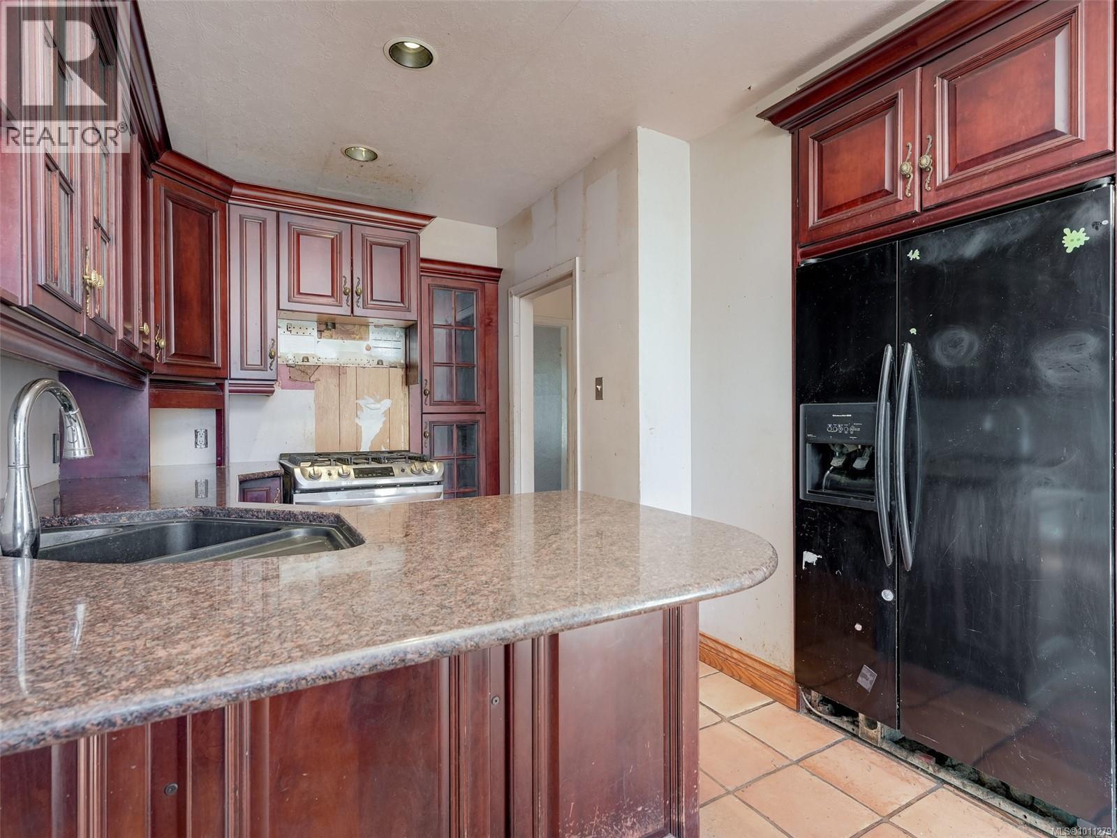 2707 FOUL BAY RD - 8