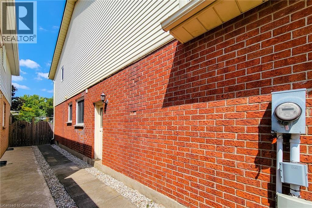 Photo 49 of 76 Baxter Crescent, Thorold ON