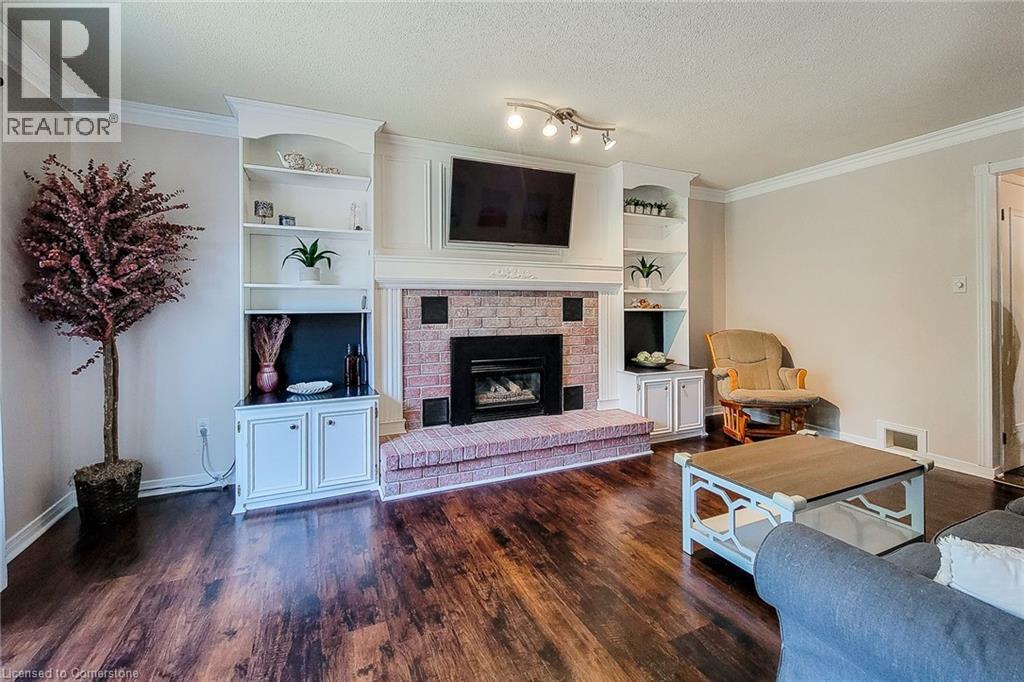 Photo 6 of 76 Baxter Crescent, Thorold ON