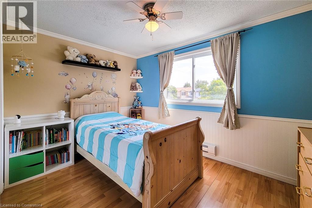 Photo 34 of 76 Baxter Crescent, Thorold ON