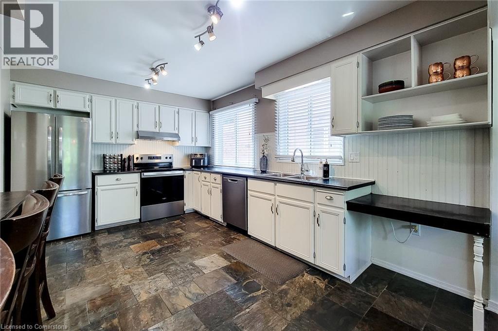 Photo 13 of 76 Baxter Crescent, Thorold ON