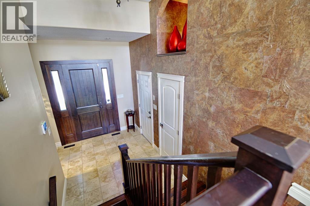 Single Family House Bi-level for Sale in  Mt Sunburst Place W Sunridge Lethbridge 