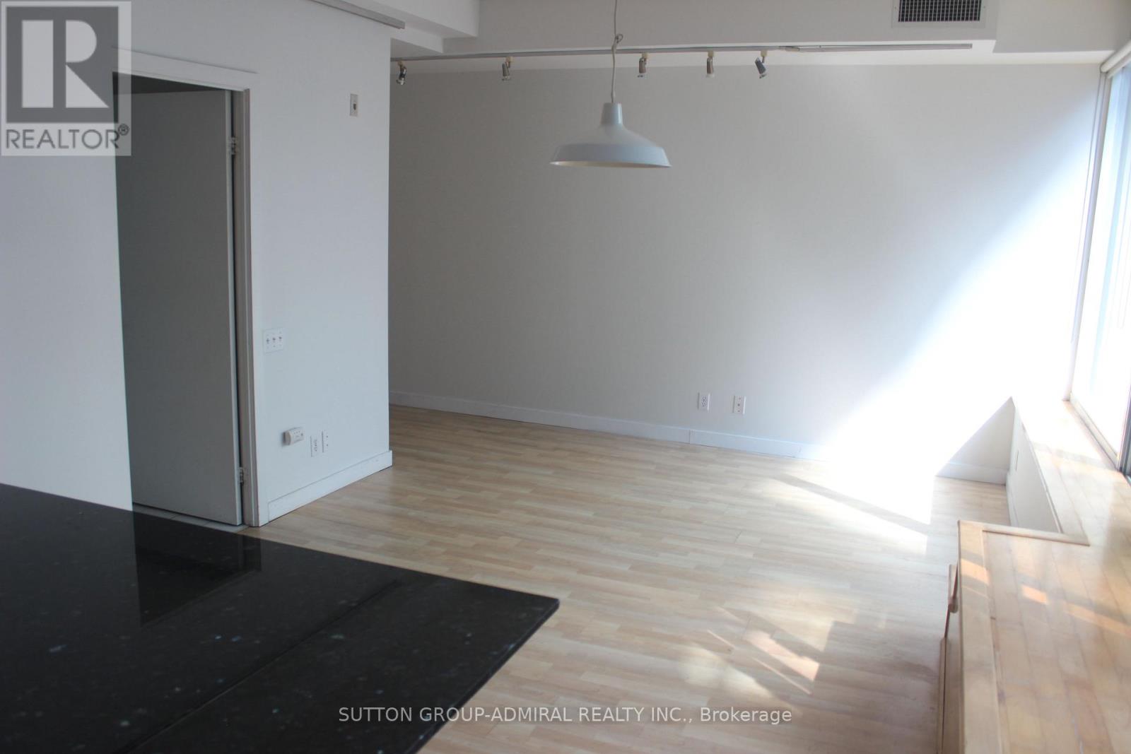 Photo 5 of 408 50 Camden Street, Toronto ON