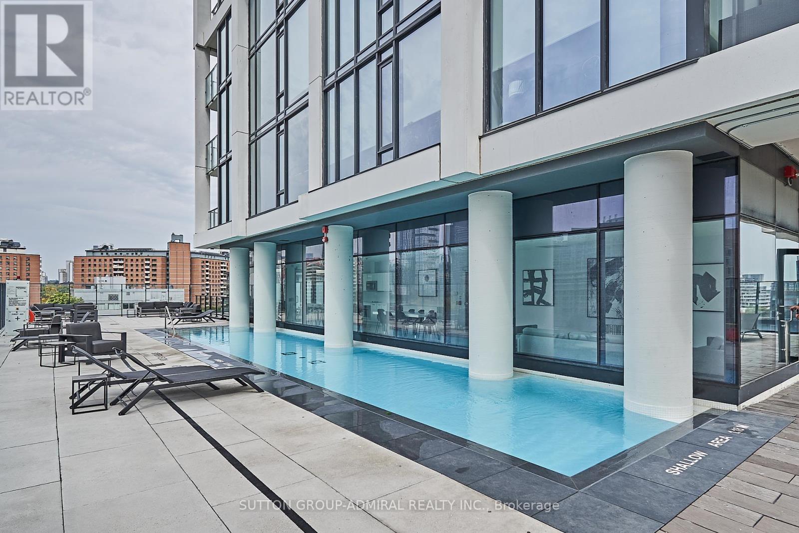 Photo 5 of 2401 55 Ontario Street, Toronto ON