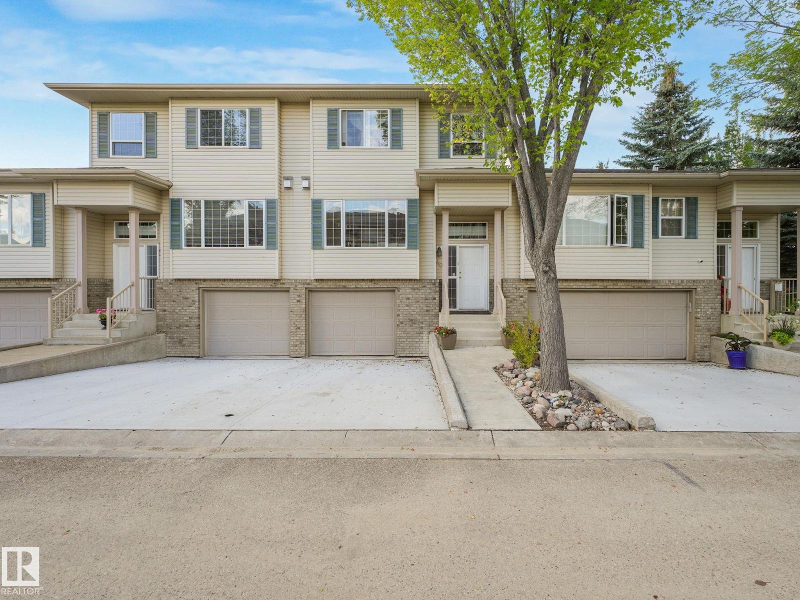 Photo 5 of 40 420 Hunters Gr Nw, Edmonton AB