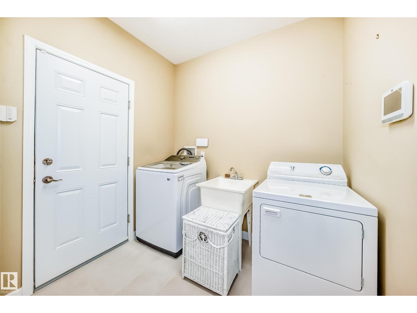 Photo 12 of 1 Hendrie Dr, Stony Plain AB