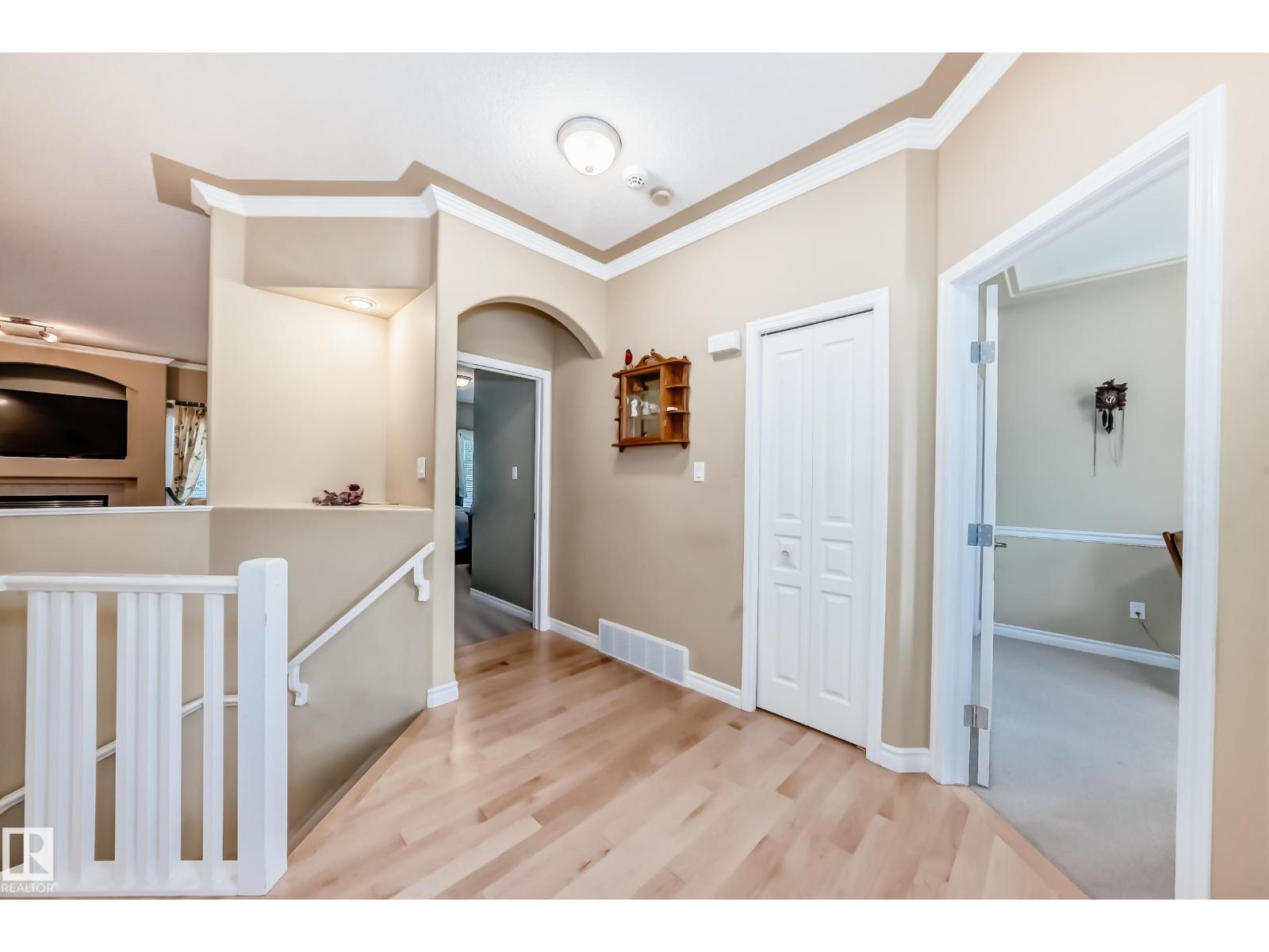 Photo 13 of 1 Hendrie Dr, Stony Plain AB