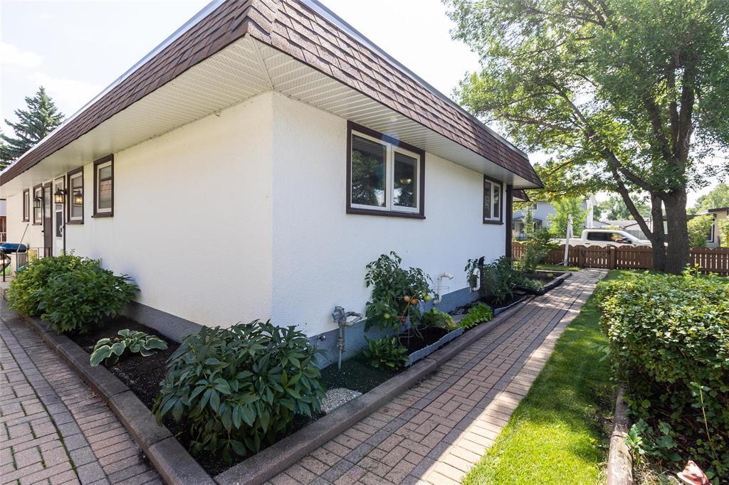 Photo 17 of 2 2871 Ness Avenue, Winnipeg MB