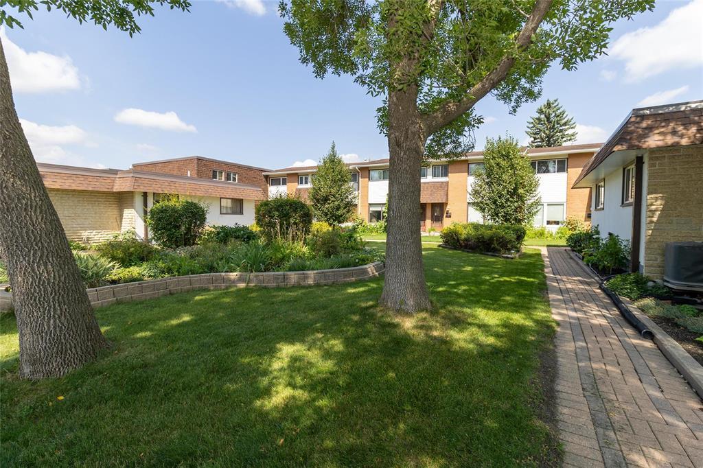 Photo 2 of 2 2871 Ness Avenue, Winnipeg MB