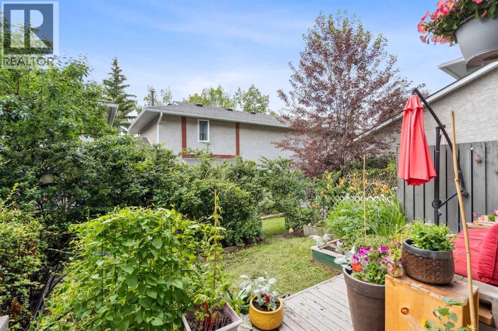 Single Family House for Sale in   Ranchview Drive NW Ranchlands Calgary 