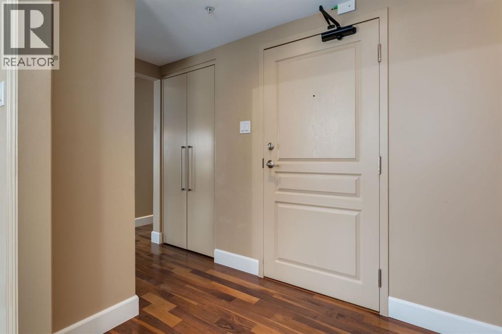 Single Family House for Sale in   Eau Claire Avenue SW Eau Claire Calgary 