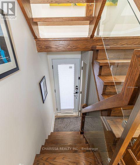 Photo 17 of Upper 60 Belvedere Drive, Oakville ON