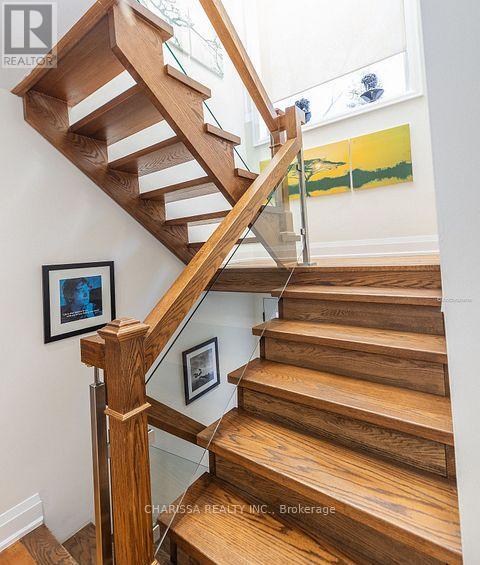 Photo 18 of Upper 60 Belvedere Drive, Oakville ON