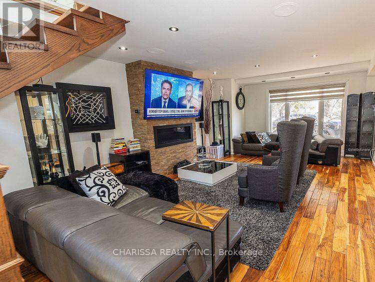 Photo 19 of Upper 60 Belvedere Drive, Oakville ON