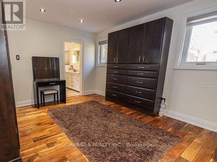 Photo 35 of Upper 60 Belvedere Drive, Oakville ON
