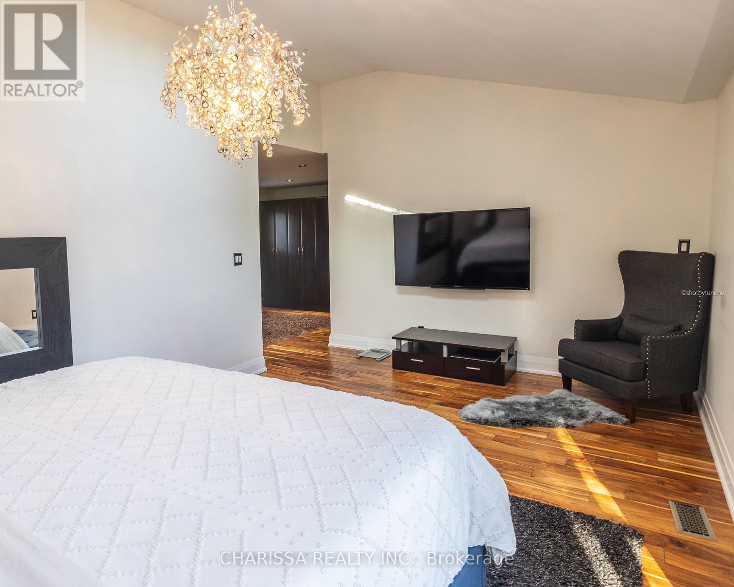 Photo 46 of Upper 60 Belvedere Drive, Oakville ON