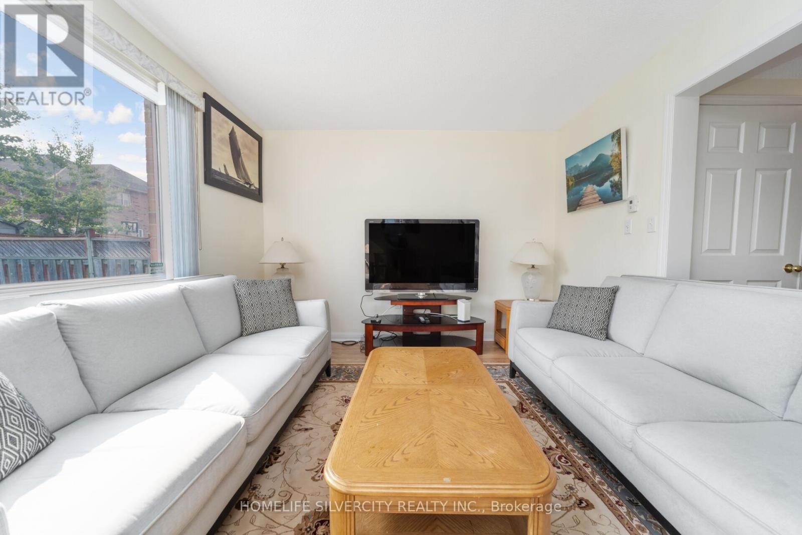 Photo 17 of 85 Dandelion Road, Brampton ON