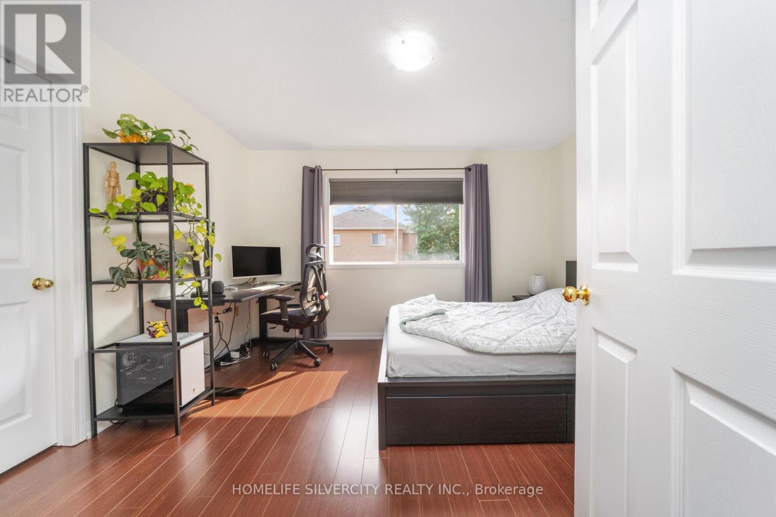 Photo 23 of 85 Dandelion Road, Brampton ON