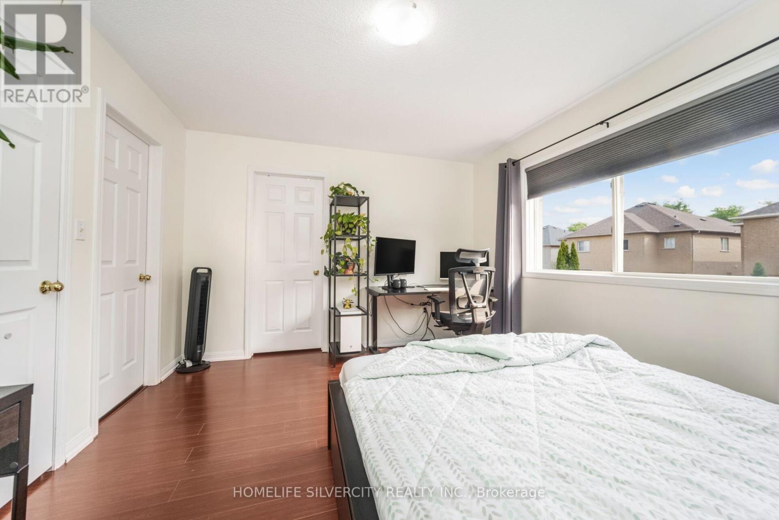 Photo 25 of 85 Dandelion Road, Brampton ON