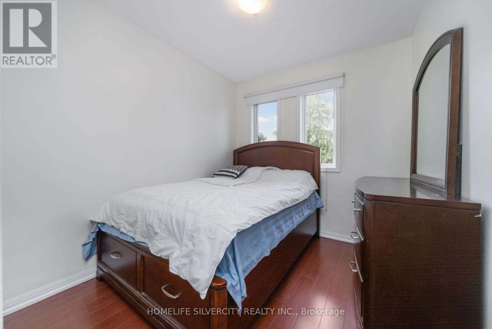 Photo 32 of 85 Dandelion Road, Brampton ON
