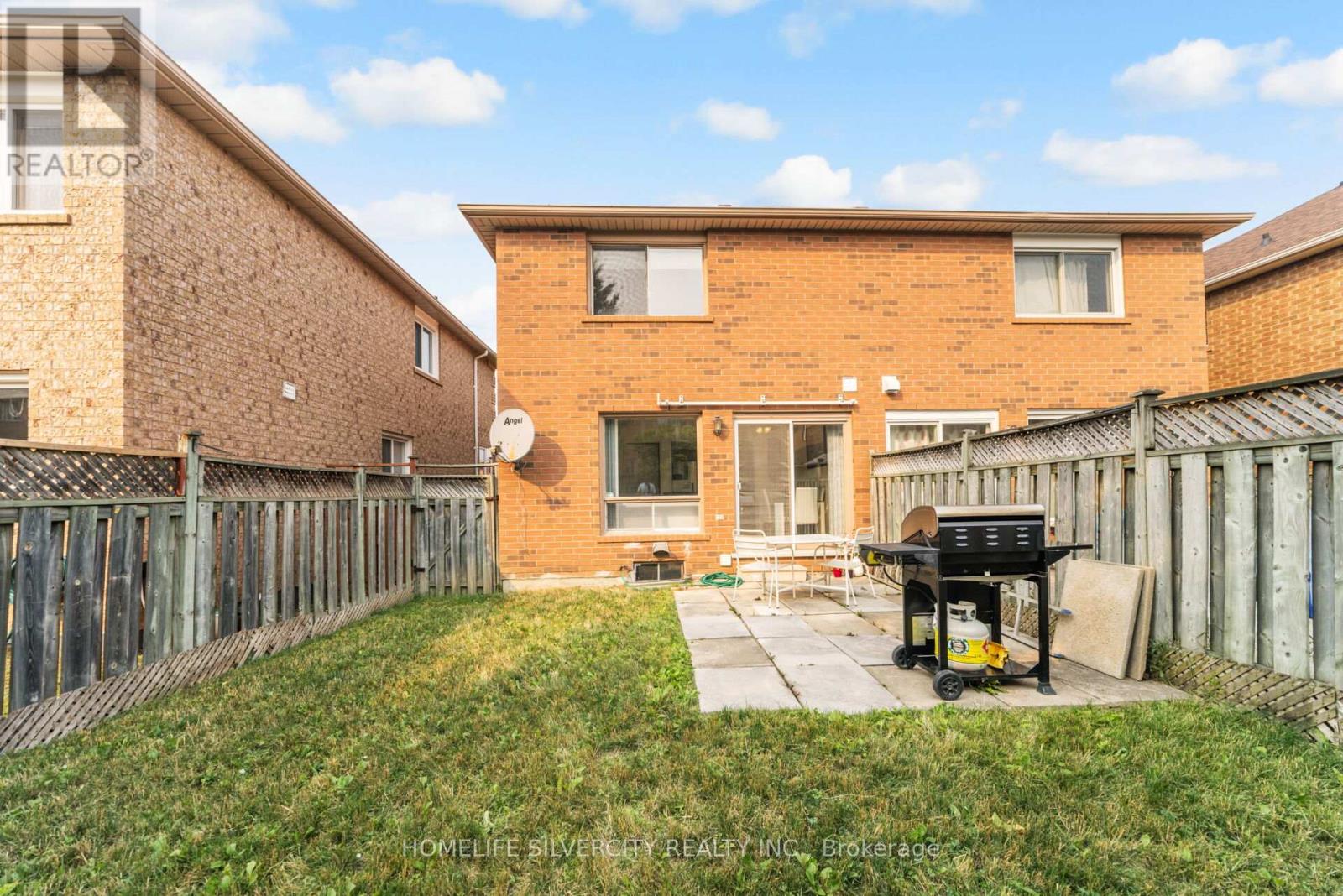Photo 50 of 85 Dandelion Road, Brampton ON