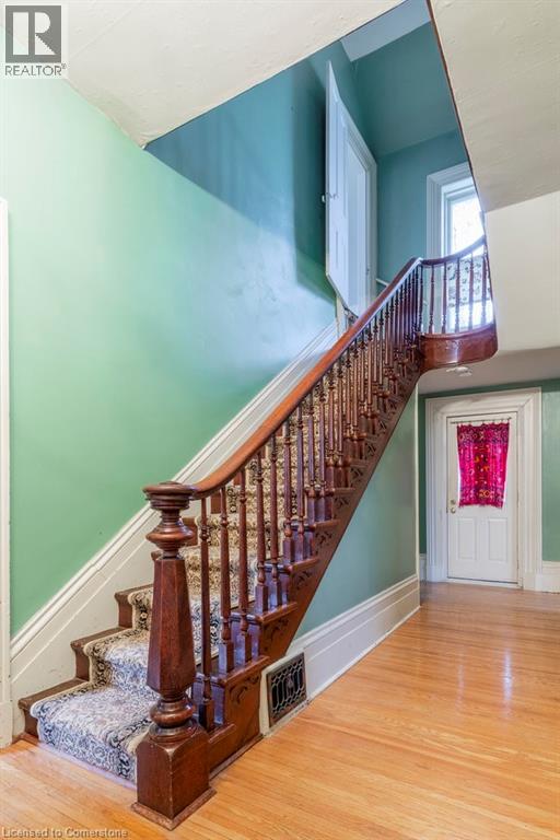 Photo 12 of 340 Dundas Street E, Hamilton ON