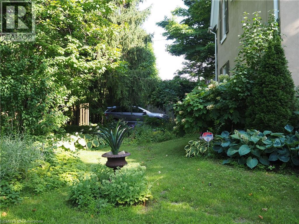 Photo 46 of 340 Dundas Street E, Hamilton ON