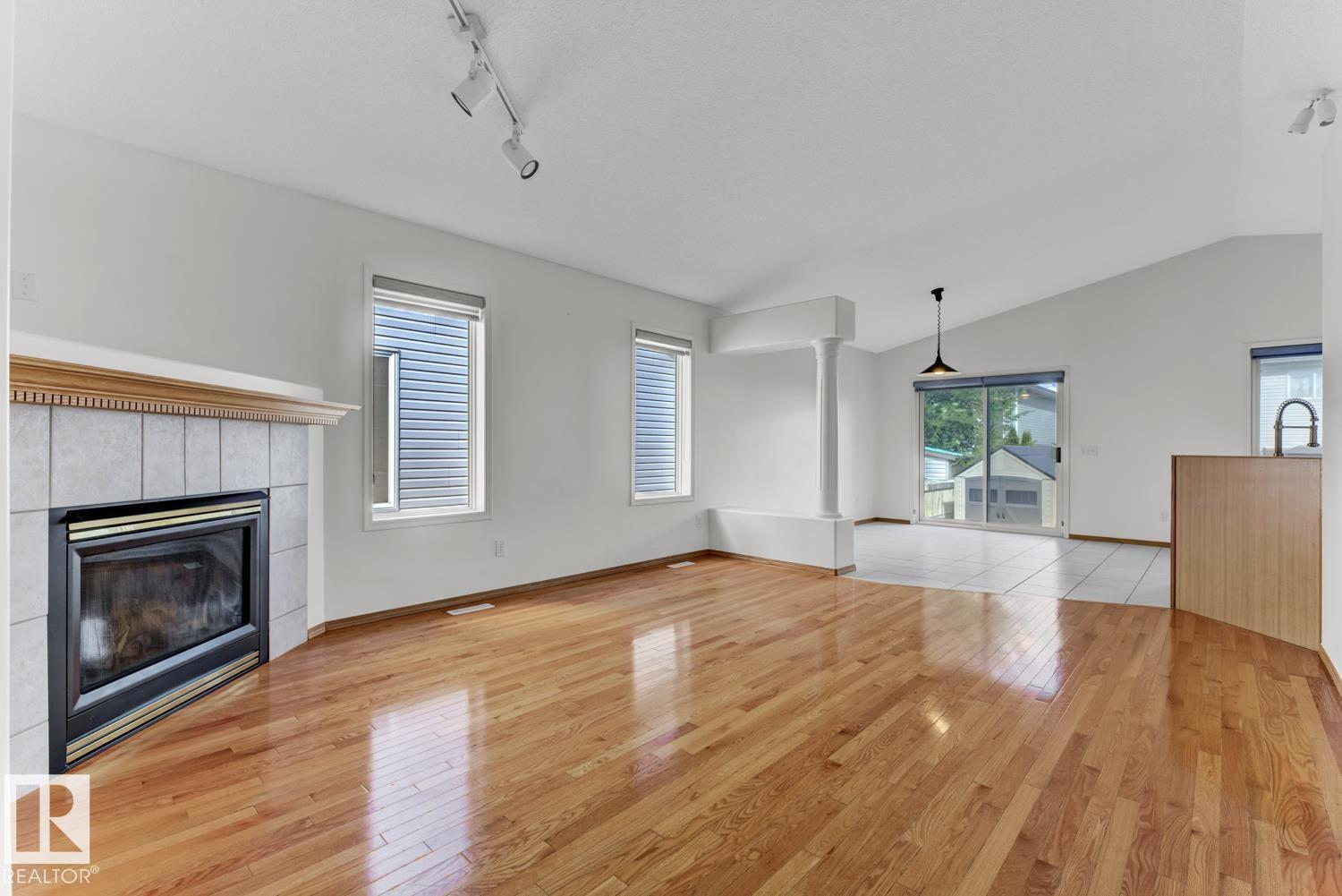 Photo 23 of 11413 118 A St Nw, Edmonton AB