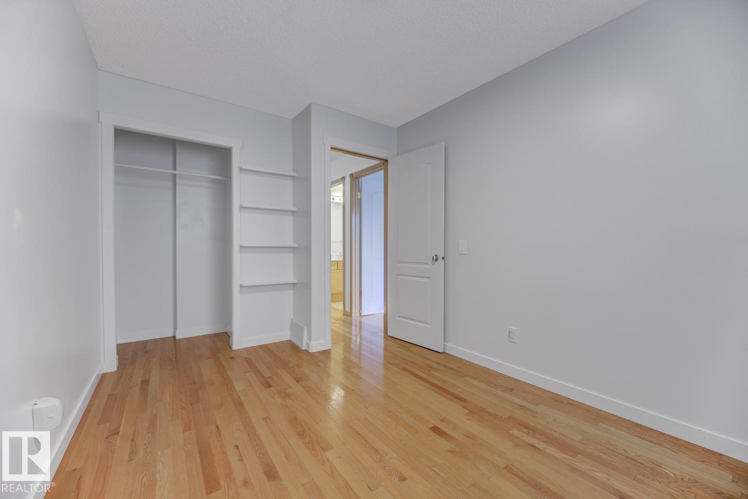 Photo 35 of 11413 118 A St Nw, Edmonton AB
